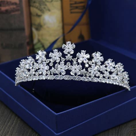 Elegant Princess Flower Shape Crown Brides Tiaras Wedding Hair Jewelry Accessories With Full Aaa