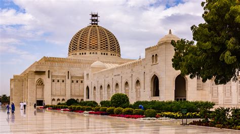 Browse 1,104 sultan qaboos grand mosque stock photos and images available, or start a new search to explore more stock photos and images. Sultan Qaboos Grand Mosque in Muscat - Oman 1 Foto & Bild ...