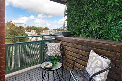 tips praktis  membuat taman mungil cantik  balkon rumah