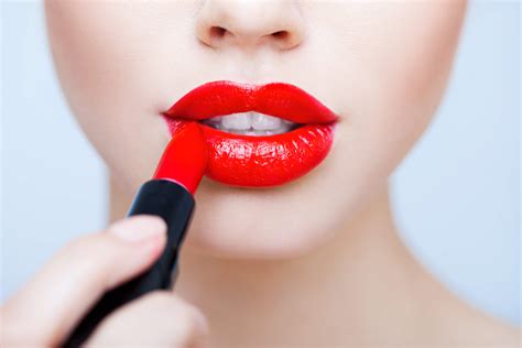 How To Wear Red Lipstick Voice On Beauty