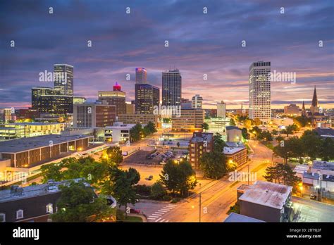 Tulsa Oklahoma Usa Downtown City Skyline At Twilight Stock Photo Alamy