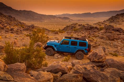 As for the 4xe plug in hybrid, the battery pack would fit under the rear bench seat, again signaling the project is a feasible. 2021 Jeep Wrangler Rubicon 392: A 470-HP V8 Off-Roader ...