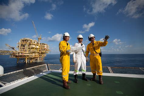 Burning of fossil fuels through vehicles. Dunia NDT & inspection: PETRONAS SLASHES OIL RIG COUNT
