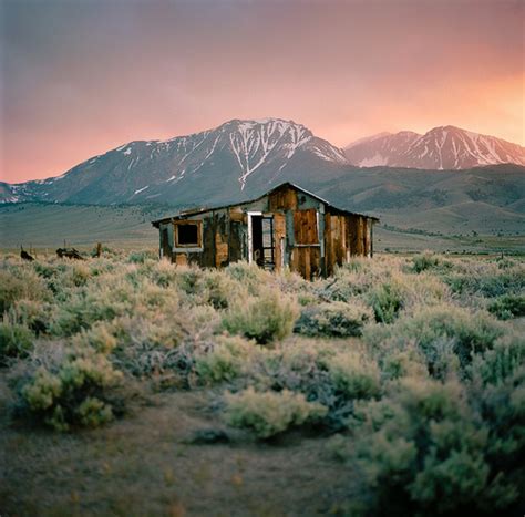 Scenic view log cabins official geia tourism travel site explore. Scenic cabin in a mountain valley - Photorator