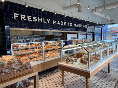 Bakery Cafe Chain Paris Baguette Opens In Livingston With Cakes Bread
