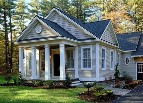 White and cream are colors painted on indian home exteriors. Exterior House Paint Colors - 7 No-Fail Ideas - Bob Vila