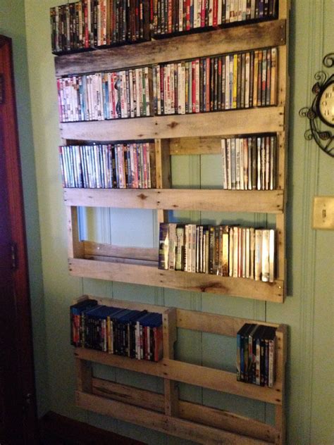 Pallet Organization Ideas How To Build A Wood Pallet Wall