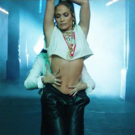 Jennifer Lopez Dança Muito No Clipe De Amor Amor Amor Em Parceria Com Wisin E Online Brasil