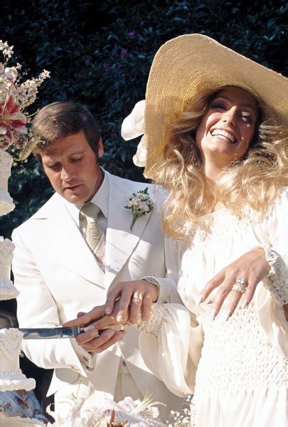 Farrah Fawcett And Lee Majors On Their Wedding Day Eclectic Vibes