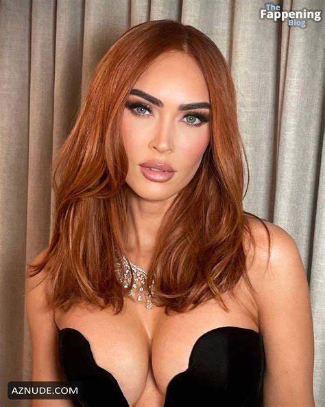 Megan Fox Sexy Shows Off Her Hot Cleavage At The 2023 Vanity Fair Oscar Party In Beverly Hills
