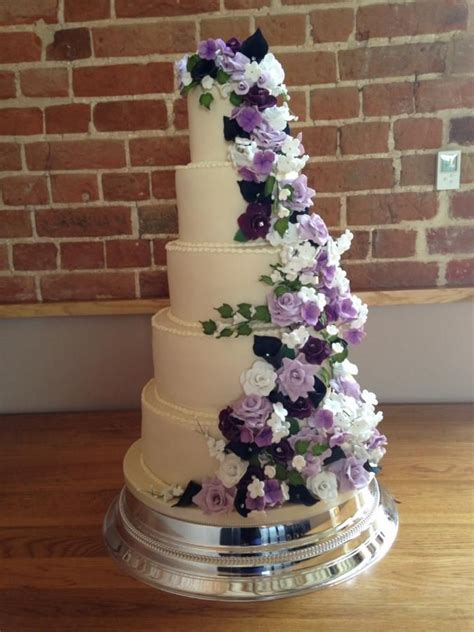 Beautiful Purple Flower Cascade Wedding Cake In 2023 Wedding Cake Purple Flowers Wedding Cake