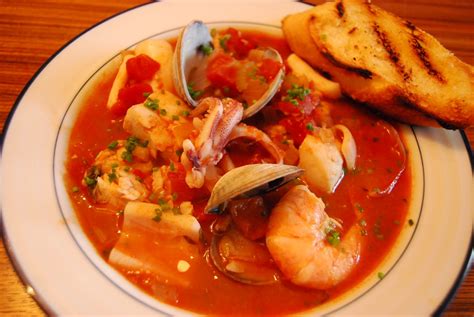 Eat Everyday Cioppino With Clams Cod Shrimp And Squid