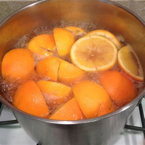 Boil Orange Peels And Cinnamon For A Festive Fragrant Home Boil