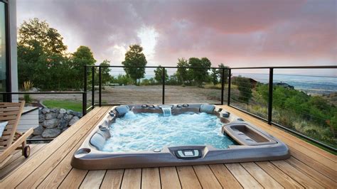 All You Need To Know Before Choosing The Right Hot Tub For Your Home