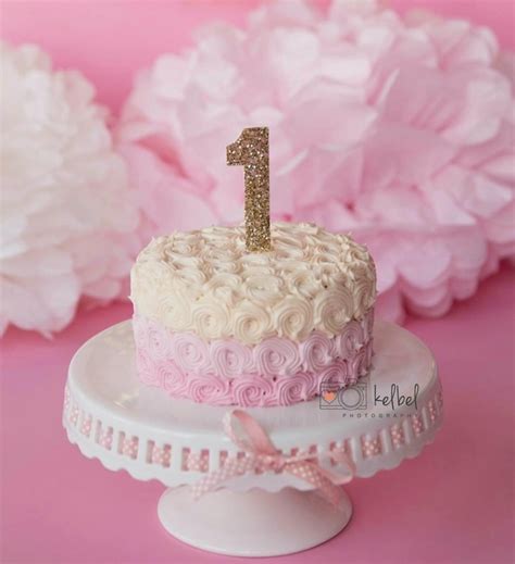 Torte kindergeburtstag 1 jahr geburtstag kuchen mädchen 1 geburtstagskuchen babyparty cupcakes mädchen kuchen kinder kuchen baby erste geburtstagskuchen cakes to make. 1001 + Ideen für eine hübsche Torte zum 1. Geburtstag!