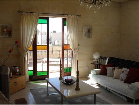 Beautiful Rooms To Let In House Of Character For Rent Houses In Malta