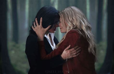 Pin By Kelly On Swanqueen Swan Queen Once Upon A Time Funny Cute Lesbian Couples