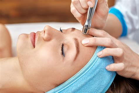 The Science Behind Microdermabrasion Bellezza