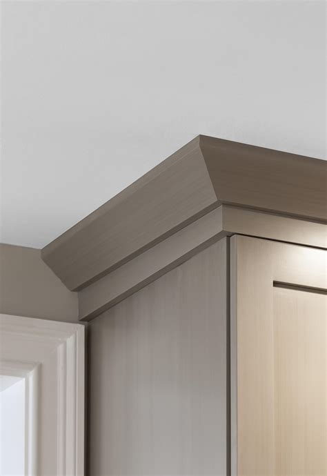 You can thus do this on your own or hire a professional. Hamden Kitchen - Wall Cabinet Edge Detail | Viking Kitchen ...
