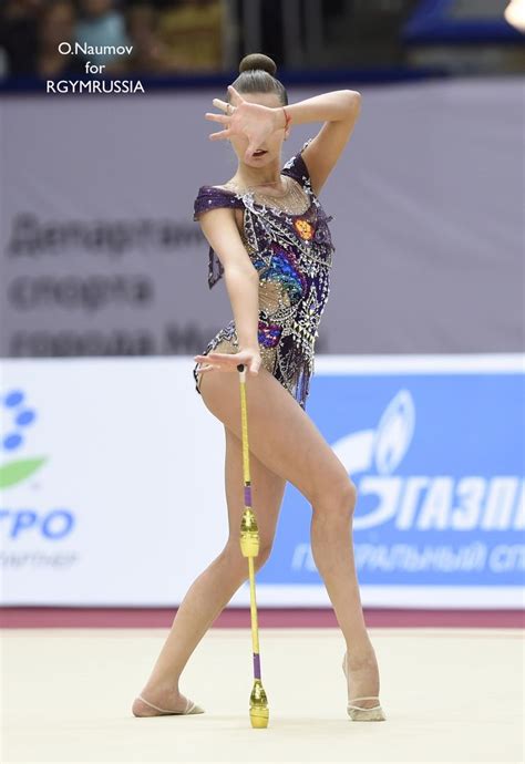 Sofia 2018 dina arina averina fan. Dina Averina (Russia) won gold in clubs at World Cup (Baku ...