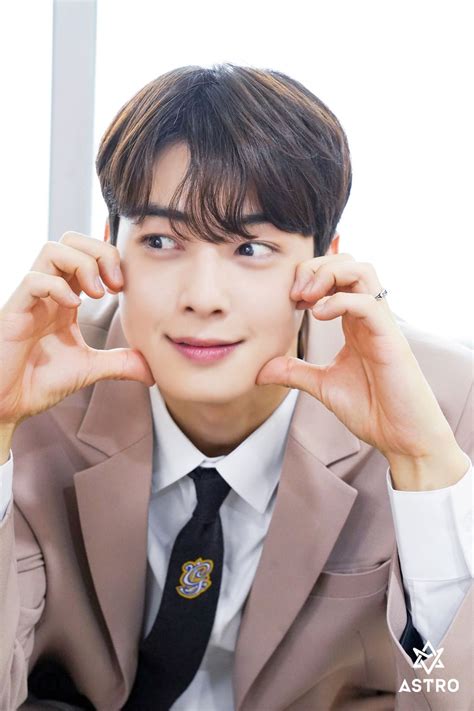 He also had a lead role on a small web drama called my romantic some recipe and another called to be continued. Pin di ASTRO ONE & ONLY SPECIAL SINGLE ALBUM