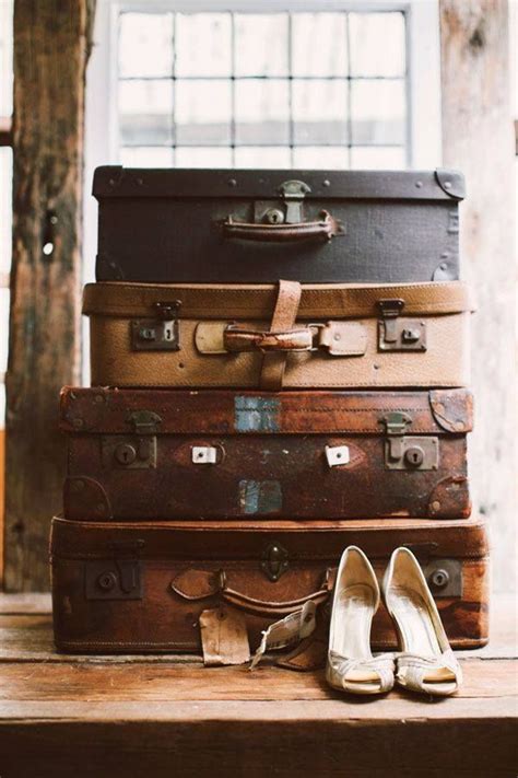 Diy Vintage Suitcase Decor Ideas Vintage Suitcases Vintage Luggage