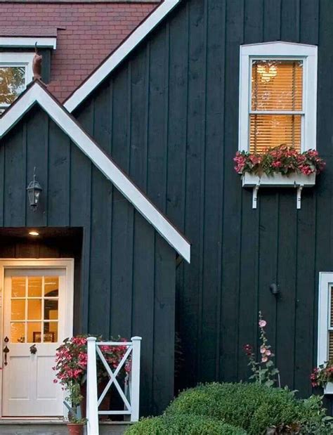 25 Inspiring Exterior House Paint Color Ideas Dark Blue Grey Exterior