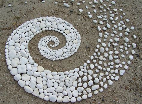Site Specific Land Art By Andy Goldsworthy Are Ephemeral Earthworks