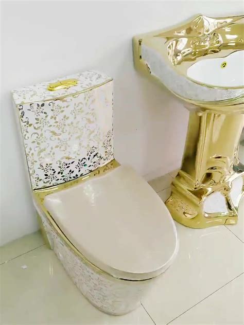Piss Wc Toilet Wc Water Closet Gold King Toilet Buy Sanitary Ware