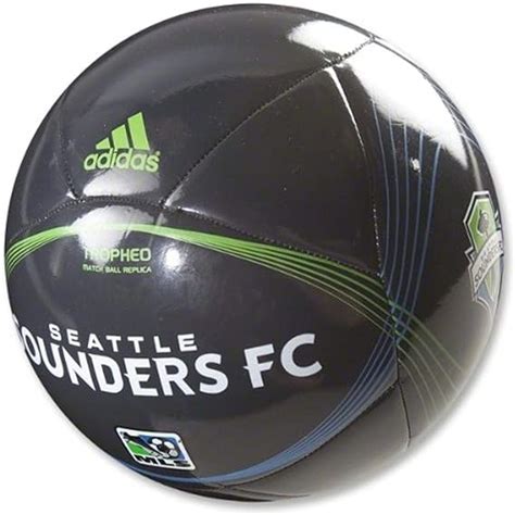 Amazon Com MLS Seattle Sounders FC Tropheo Soccer Ball Sports Fan Soccer Balls Clothing