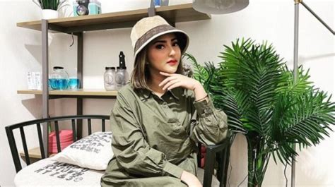 Tunjuk Id Profil Dan Biodata Sisca Kohl Seleb Tiktok Yang 69255 Hot