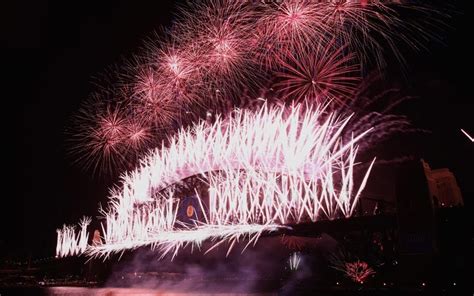 World Fashion Style Fireworks And Celebrations Around The World