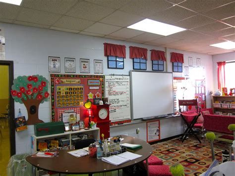 My 4th Grade Classroom Kindergarten Classroom Decor Classroom Decor Themes 4th Grade Classroom
