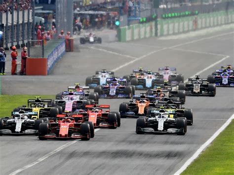 Valtteri bottas, der von position drei aus ins rennen. Formel-1-Rennen in Monza hinter verschlossenen Türen