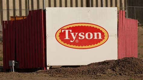 Iowa Finds No Violations At Tyson Plant With Deadly Outbreak Ktvo