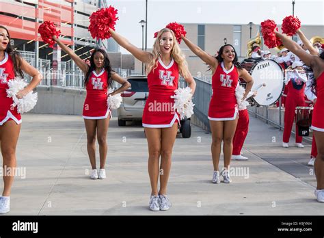 Houston Tx Usa 23rd Sep 2017 The Houston Cougars Cheerleaders