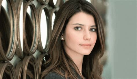 Beren Saat The Most Popular Turkish Actress Of The Last Decade