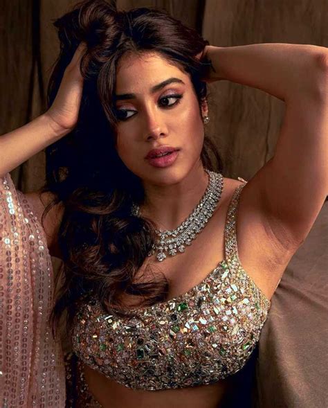 Top Janhvi Kapoor S Sexy Looks That You Need To See