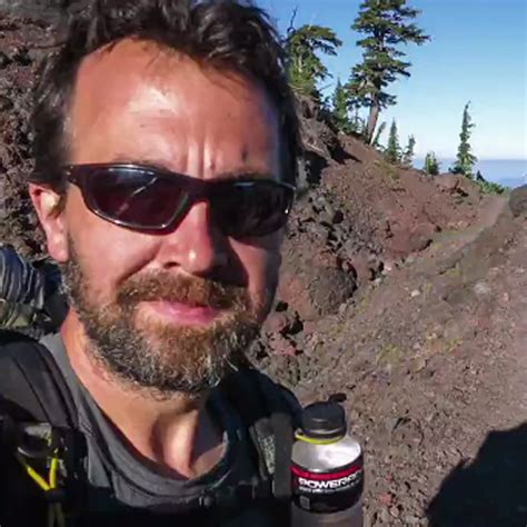 Man Takes Selfie During 2660 Mile Hike On Pct Popsugar Fitness