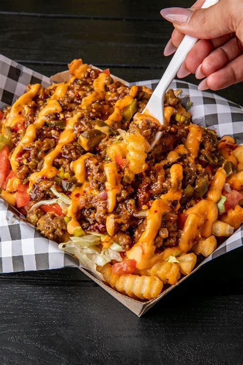 hamburger chain slutty vegan to unveil hooker fries