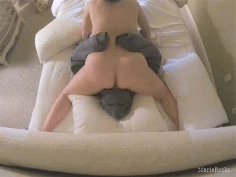 Mature Mom Rides A Face To Orgasm Gifs Pics Xhamster
