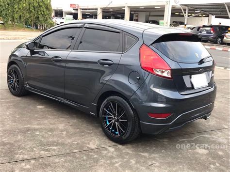 Ford Fiesta 2015 Sport 15 In กรุงเทพและปริมณฑล Automatic Hatchback สี