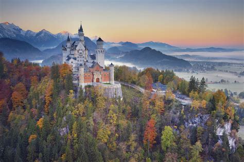 25 Top Tourist Attractions in Europe (with Map) - Touropia