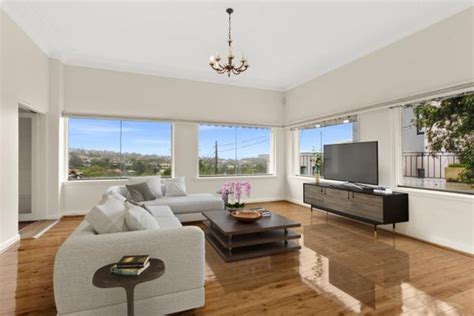 56 Village High Road Vaucluse Nsw 2030 Sale And Rental History