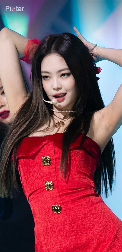 8 Times Blackpinks Jennie Served Pure Power Visuals In Red Koreaboo