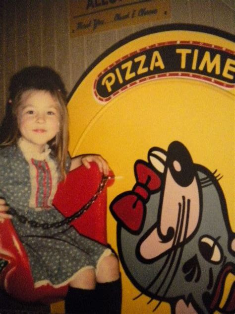Jen At Chuck E Cheese In The Early 80s Chuck E Cheese My Childhood
