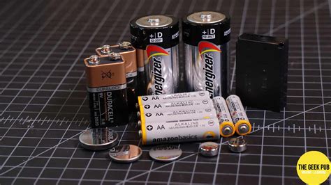Types Of Batteries Electronics Basics The Geek Pub