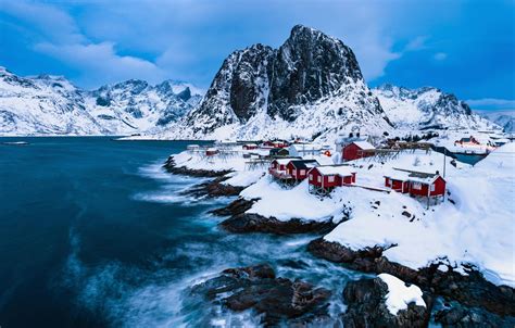 Обои зима снег горы дома деревня Норвегия Norway фьорд