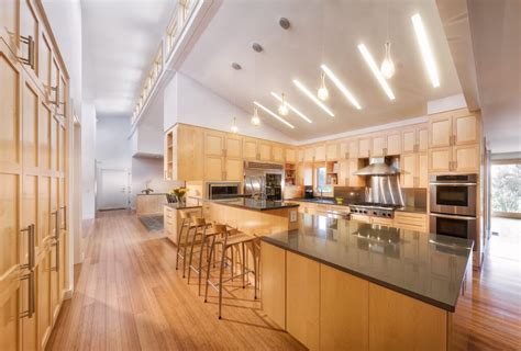 Vaulted ceiling lighting fixtures family room vaulted. 30 Gorgeous Kitchen Lighting Ideas - Modern Light Fixtures