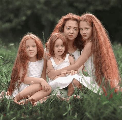 What Redhead Families Should Wear For A Fall Photo Shoot H2bar
